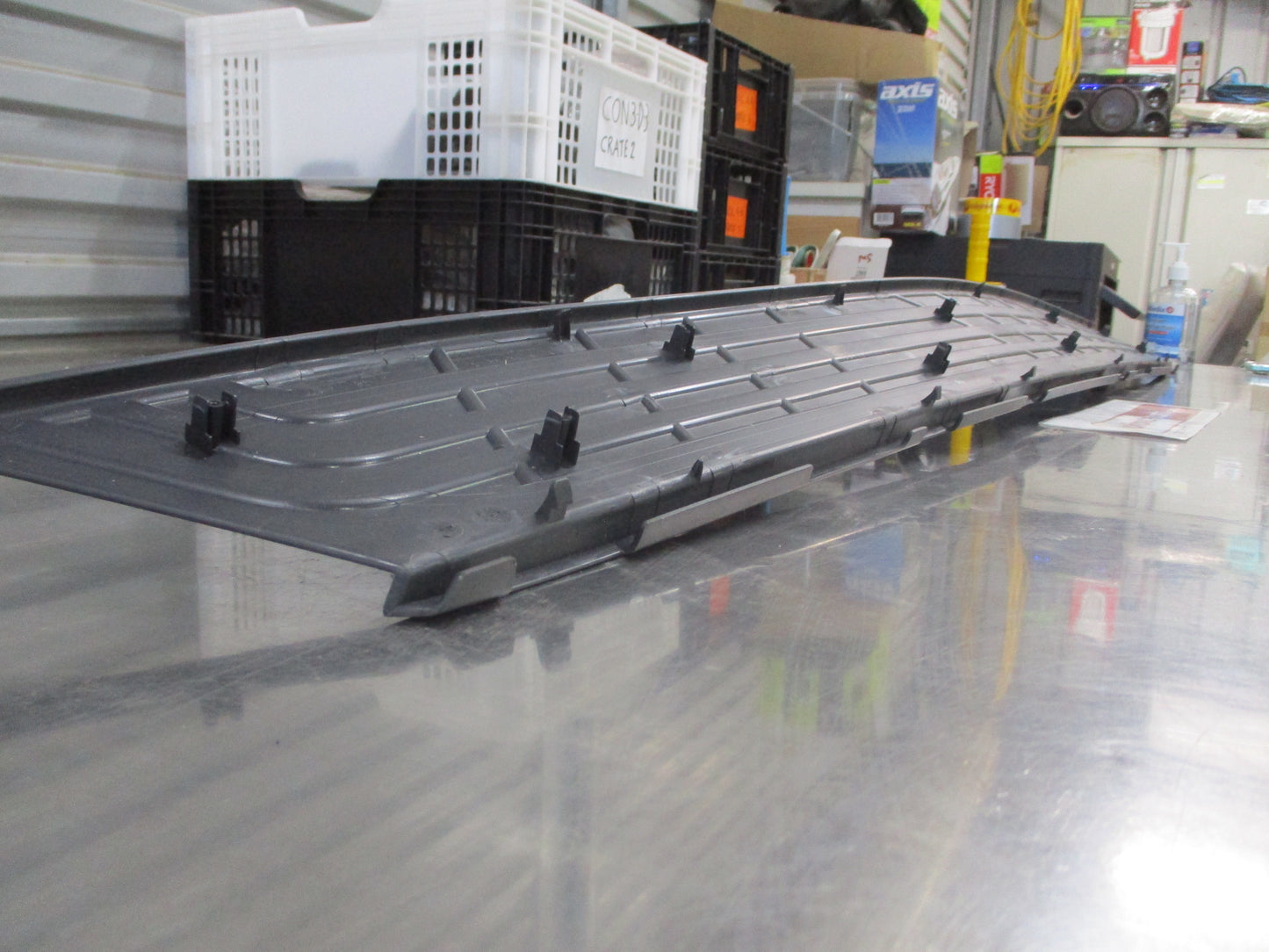 Mitsubishi NW Pajero Genuine Right Hand Side Step Cover Panel New Part