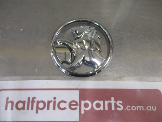 Holden Astra BL Sedan Genuine Front Grille Emblem Chrome New Part