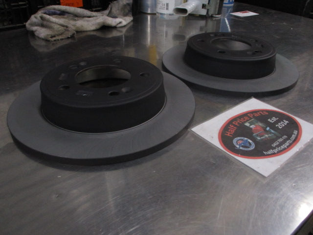 Hyundai Elantra-Venue-Kona-Veloster/Kia Cerato-Seltos-Soul Genuine Rear Disc Rotor Pair New Part