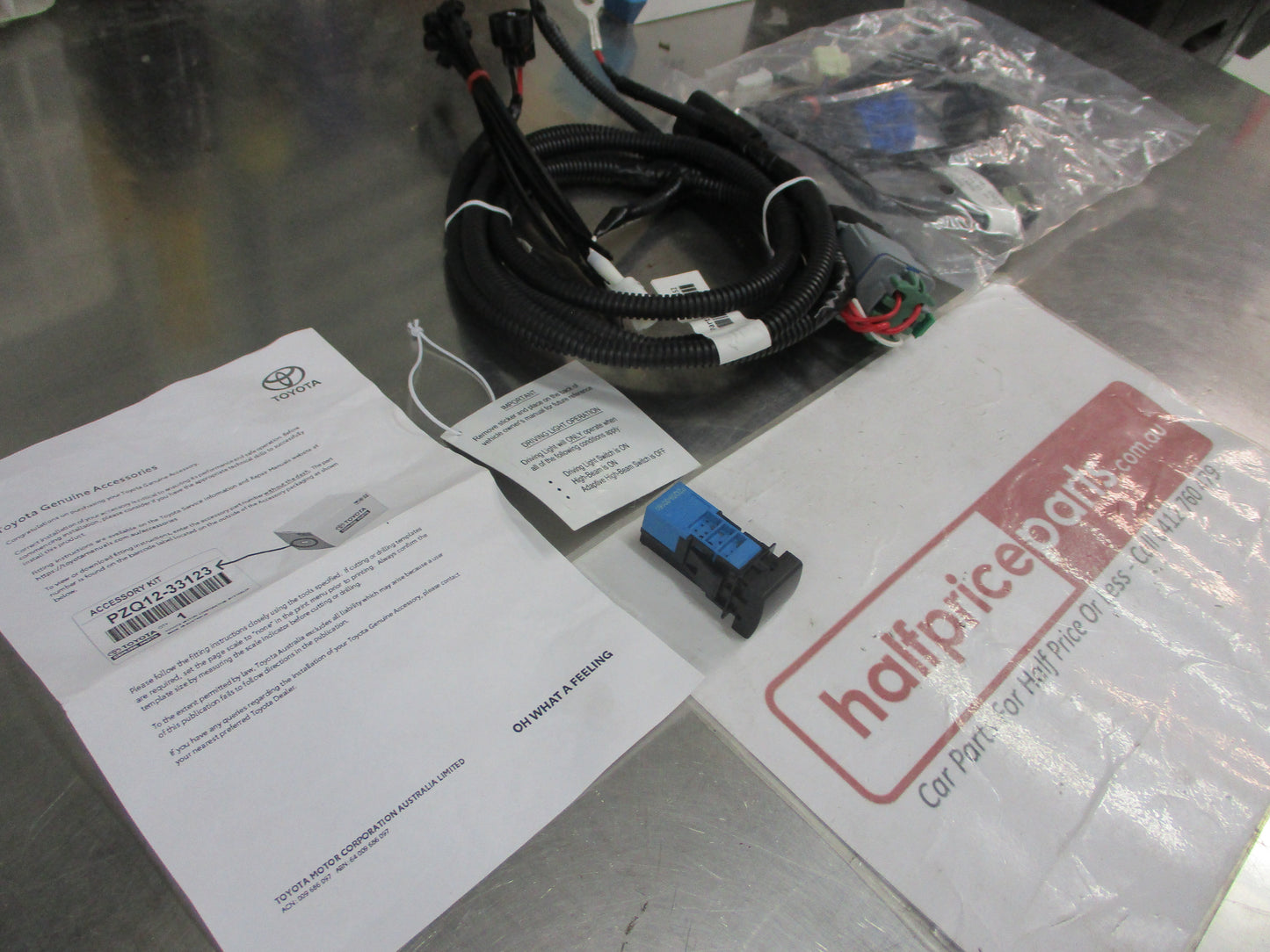 Toyota Landcruiser 300 GR-S/Sahara ZX Genuine Driving light Wiring Harness New Part