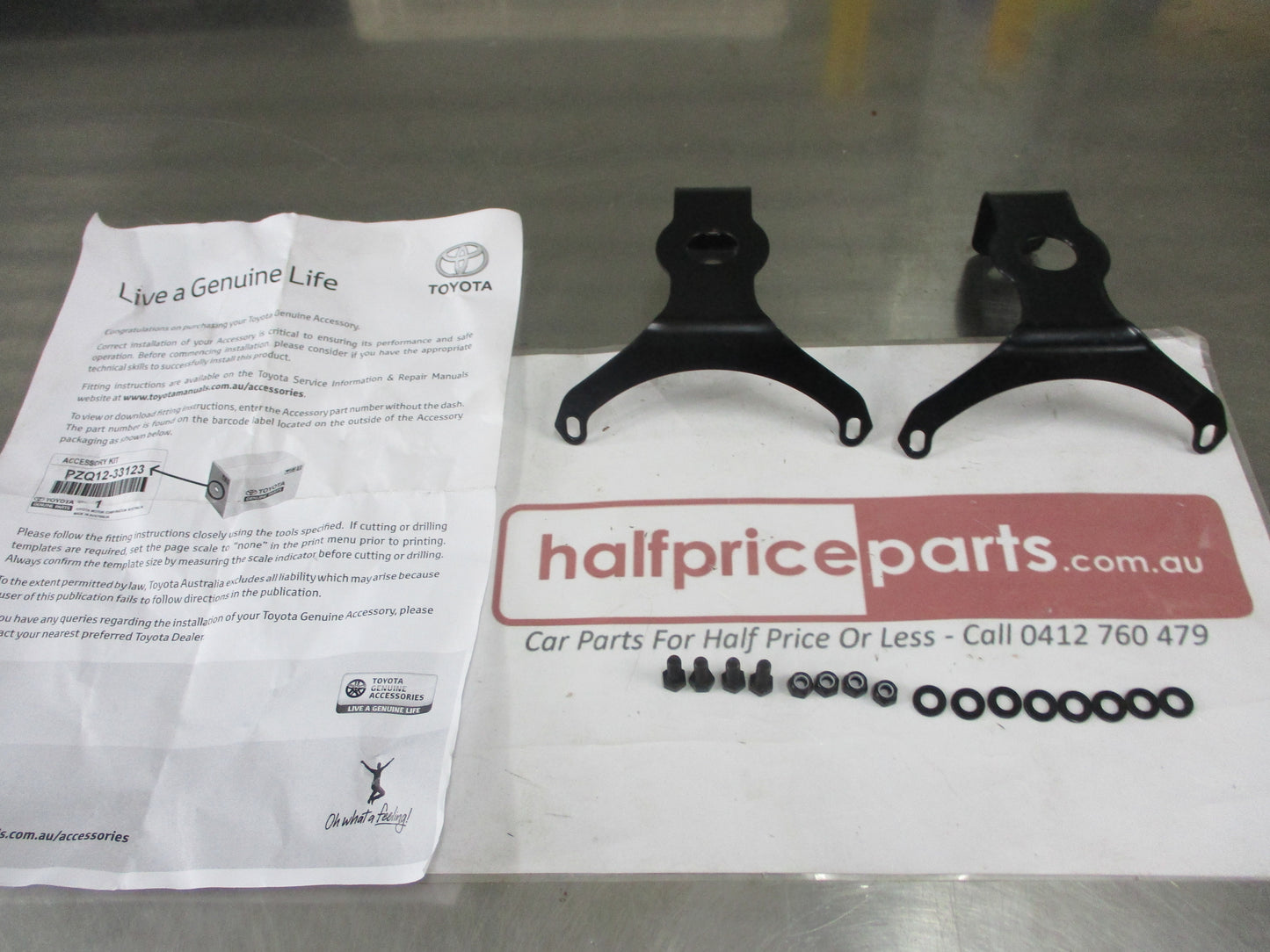 Toyota Landcruiser 200 Series/Prado 150/Hilux Genuine Driving Light Bracket kit For Nudge Bar New Part