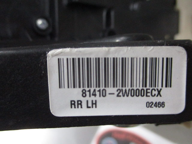 Hyundai Santa Fe Genuine Left Hand Rear Door Actuator Assembly New Part