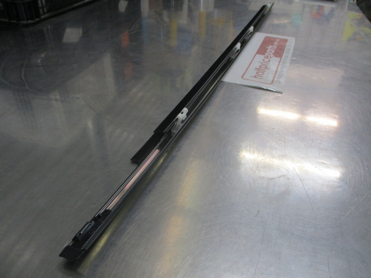 Mitsubishi Outlander Genuine Front Right Hand Window Belt Molding New Part
