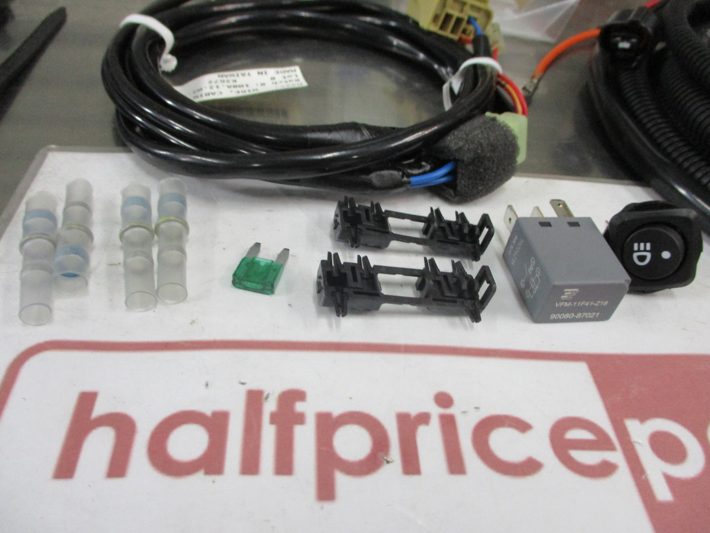 Toyota Land Cruiser 70 Series Genuine Driving Light Wiring Harness Kit New Part