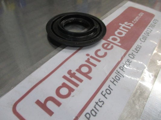 Mazda CX-3/CX-9/CX-5/6 Genuine Right Hand Front Axel Seal New Part