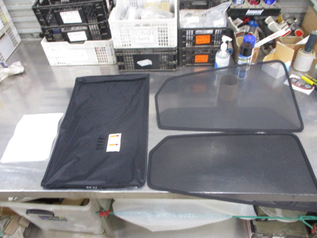 Hyundai IX35 Genuine Rear Window Sun Shade (Pair) With Case New Part
