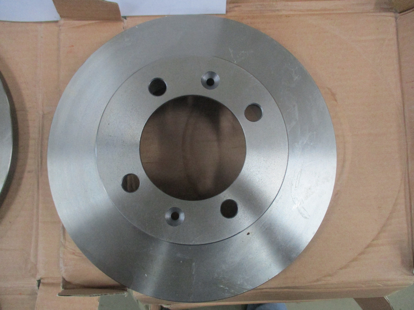 RDA Front Standard Brake Disc Pair To Suit SAAB 900 / And Turbo New Part