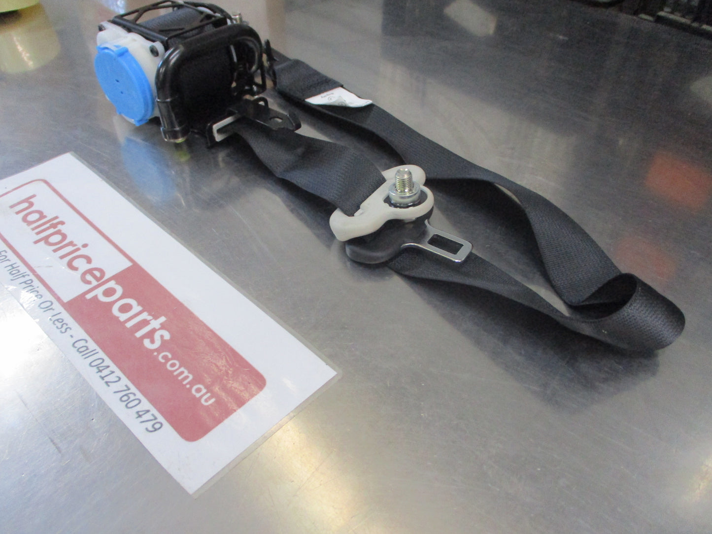 Mazda BT-50 UN Genuine Front Left Seat Belt Tensioner New Part