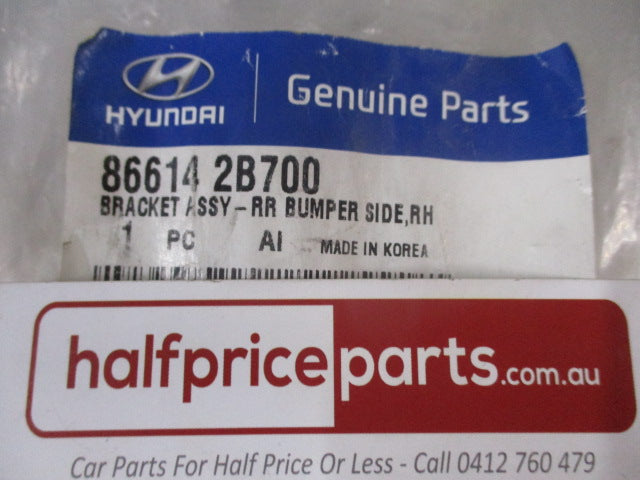 Hyundai Santa Fe Genuine Right Hand Rear Side Bumper Bracket New Part