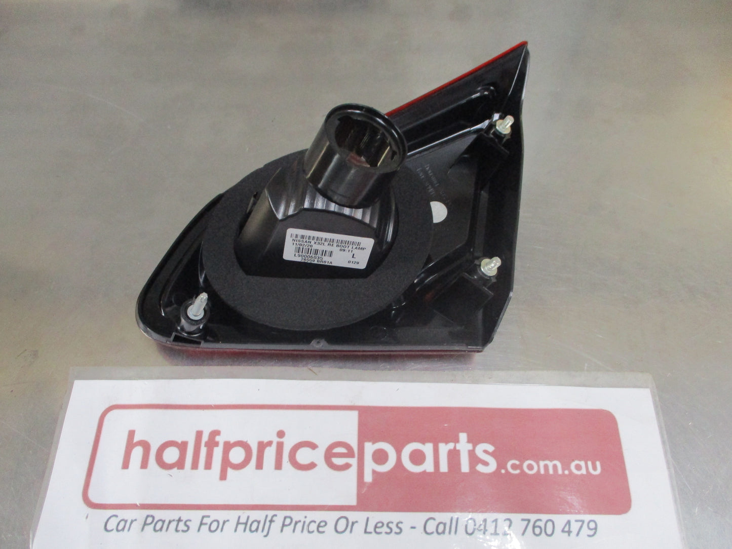 Nissan Qashqai J10 Genuine Passenger Rear Tail Gate Light New Part