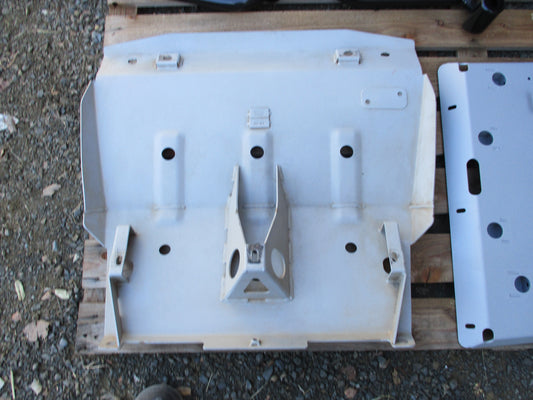 ARB Under Vehicle Protection Bash Plate Kit 3 Part Kit Suits 200 Series Toyota Landcruiser