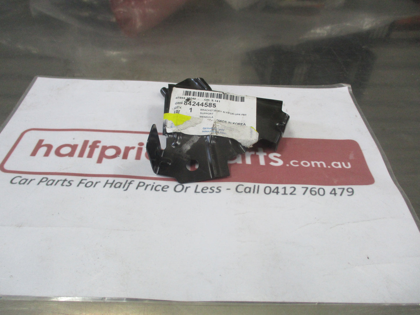 Holden Cruze J400 Genuine Right Hand Upper Front Guard Bracket New Part