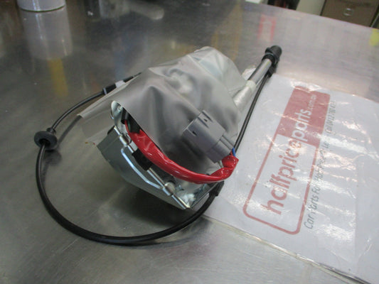 Toyota Landcruiser VX 100/105 Series Genuine Power Antenna Assembly New Part