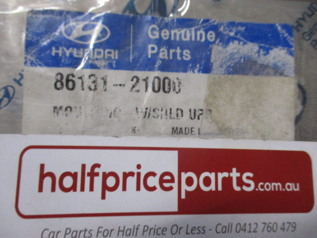 Hyundai Excel Genuine Front Upper Windscreen Moulding New Part
