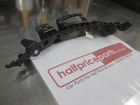 Mercedes Benz Sprinter W907-W910 Genuine Left Hand Front Bumper Bracket New Part