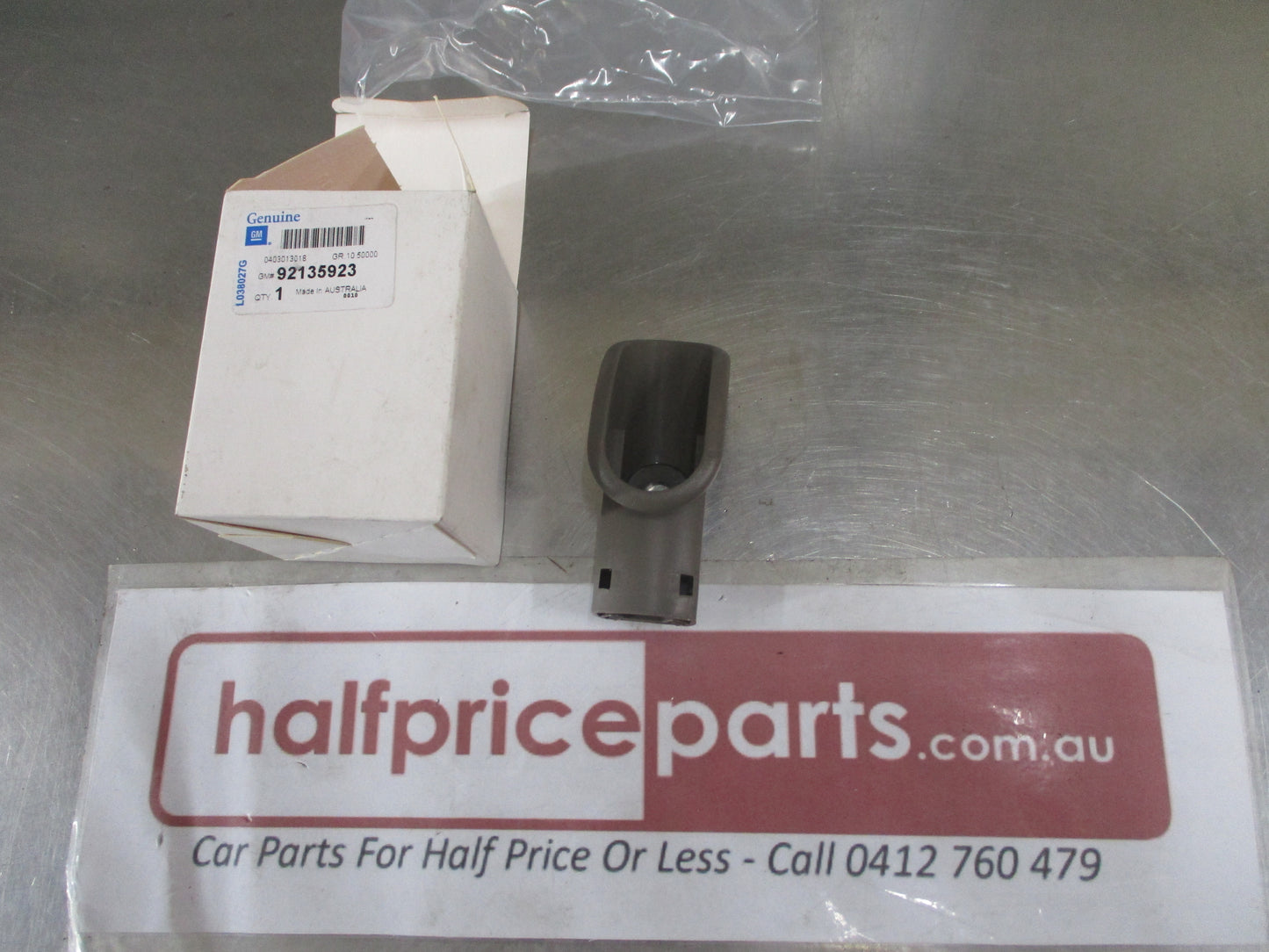 Holden VT-VX-VY Commodore/ WH/WK Statesman Genuine Door Lock Snipper Knob Surround New Part