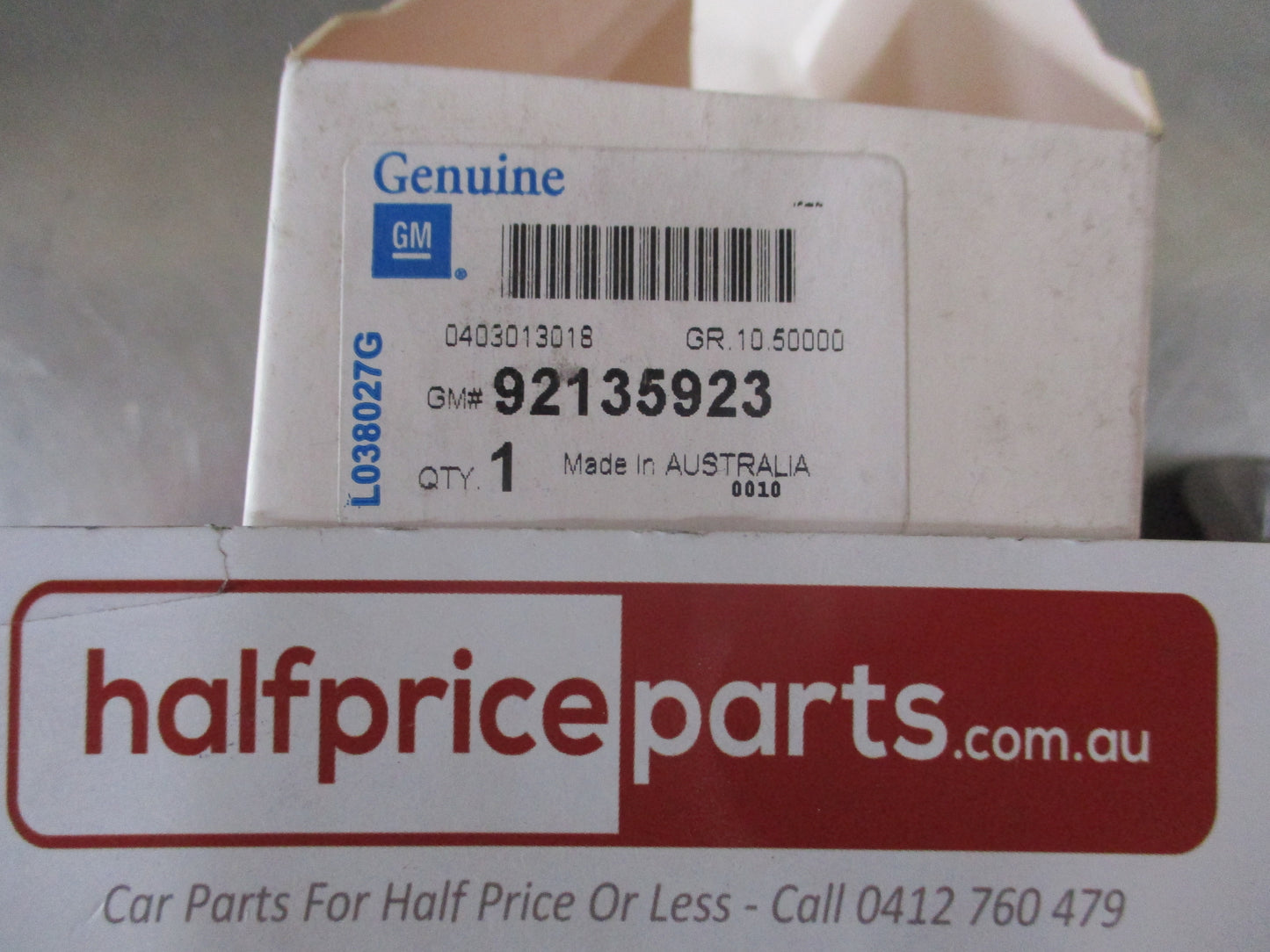 Holden VT-VX-VY Commodore/ WH/WK Statesman Genuine Door Lock Snipper Knob Surround New Part