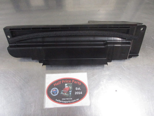 Hyundai Elantra Genuine Left Hand Front Radiator Air Guard New Part