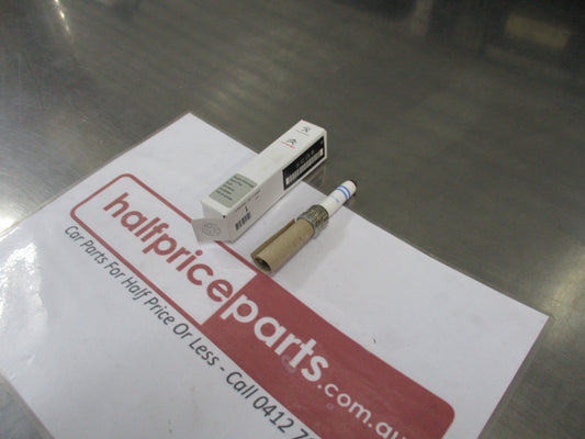 Citroen/Peugeot Various Models Genuine Spark Plug New Part