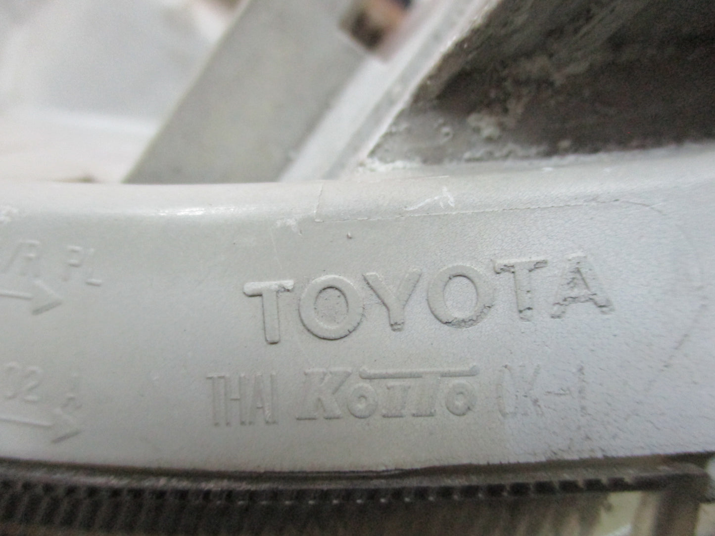 Toyota Hilux Genuine Left Hand Headlight Used Part