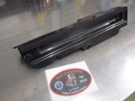 Hyundai Elantra Genuine Left Hand Front Air Guide New Part