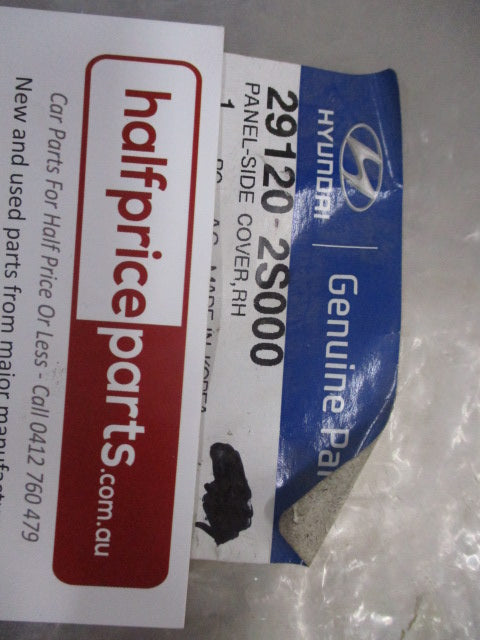 Hyundai Tucson Genuine Right Hand Side Panel Cover New Part