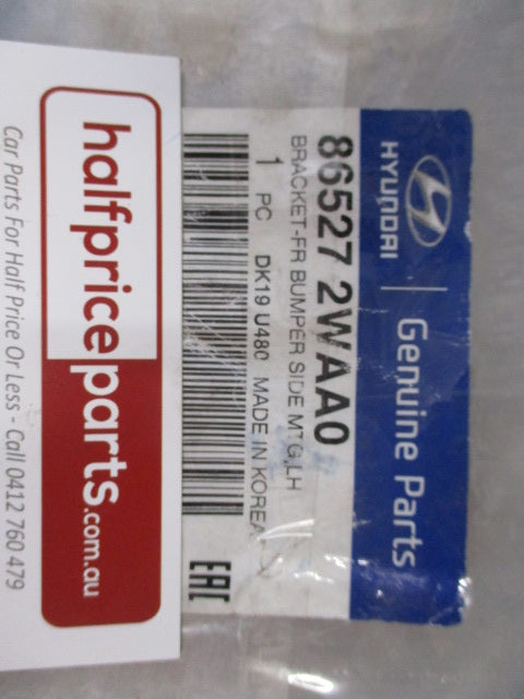 Hyundai Santa Fe Genuine Left Hand Front Bumper Side Bracket New Part