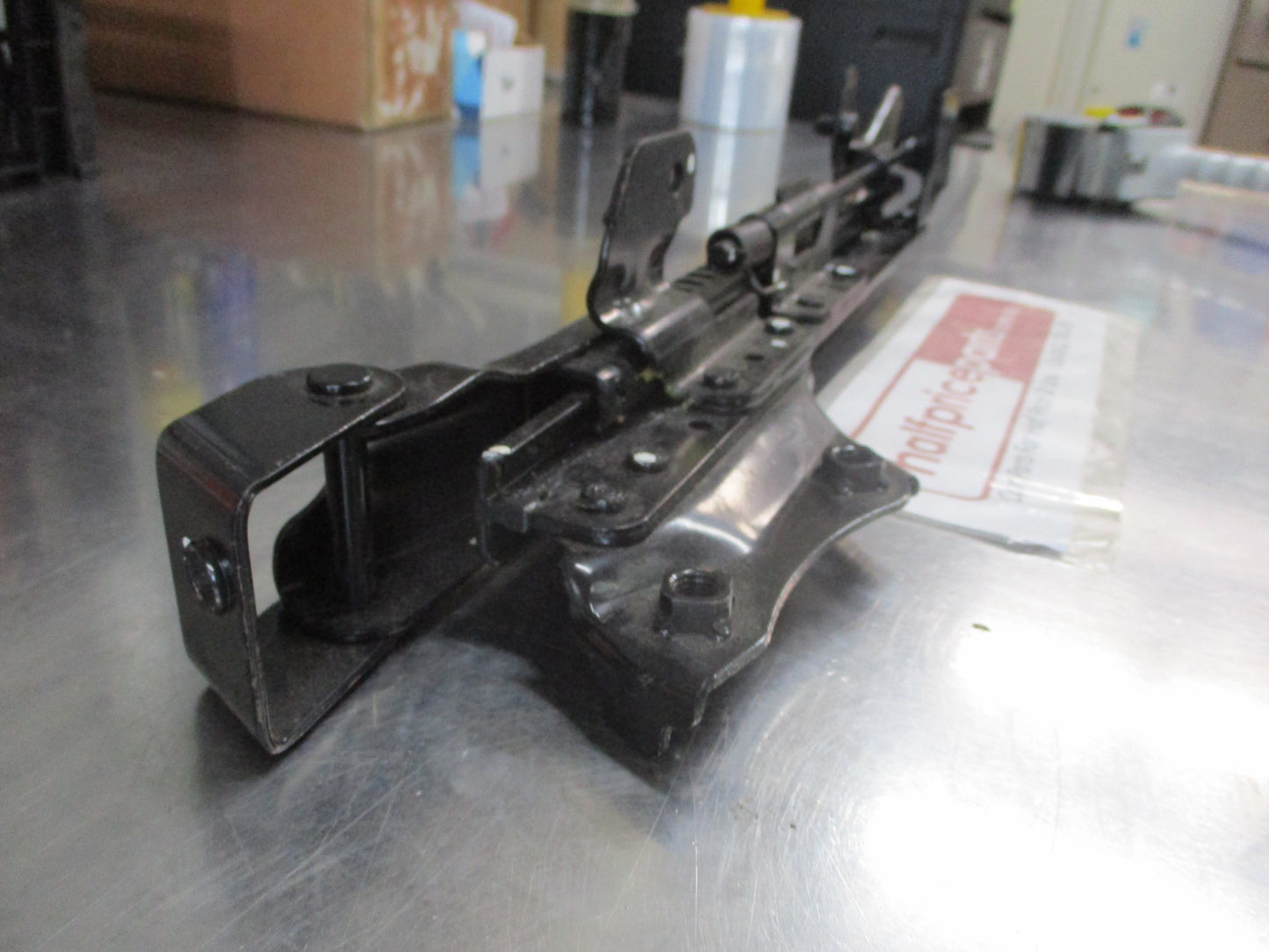 Suzuki Carry/Super Carry GC416V Genuine Front Drivers Outside Seat Adjuster Assembly Outside New Part