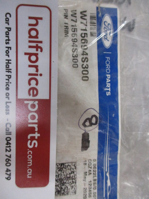 Ford PX Ranger/Everest Genuine Wheel Opening Molding Rivet New Part