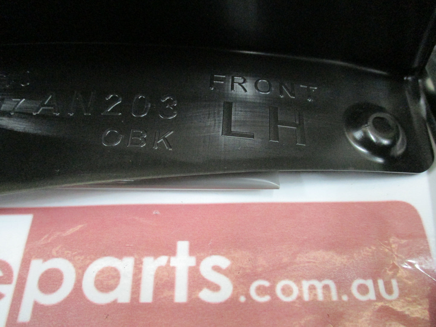 Subaru Outback Genuine Front Mud Guard (Splash Board) Set/Kit New Part