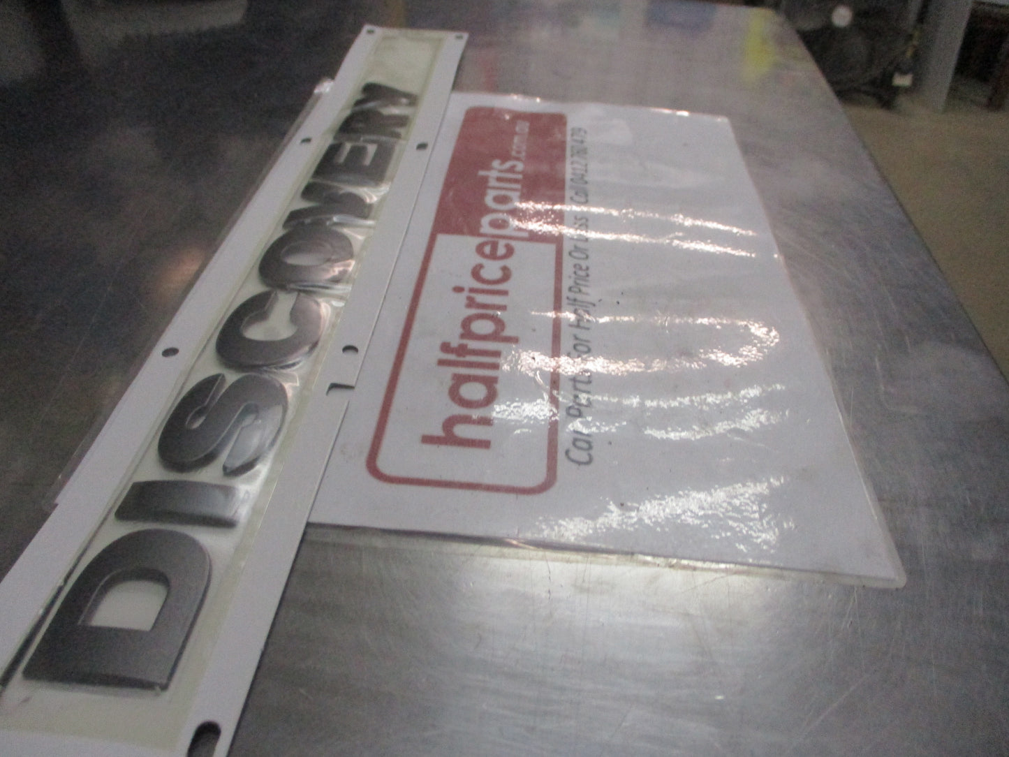 Land Rover Discovery 4 Genuine Rear Tail Gate (Discovery) Decal New Part