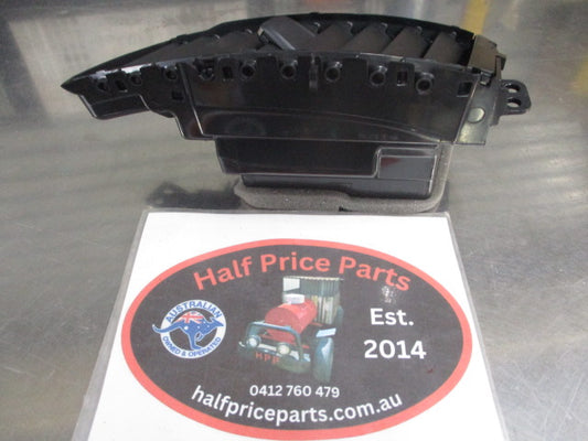 Mitsubishi Pajero Genuine Left Hand Center Console Air Vent New Part