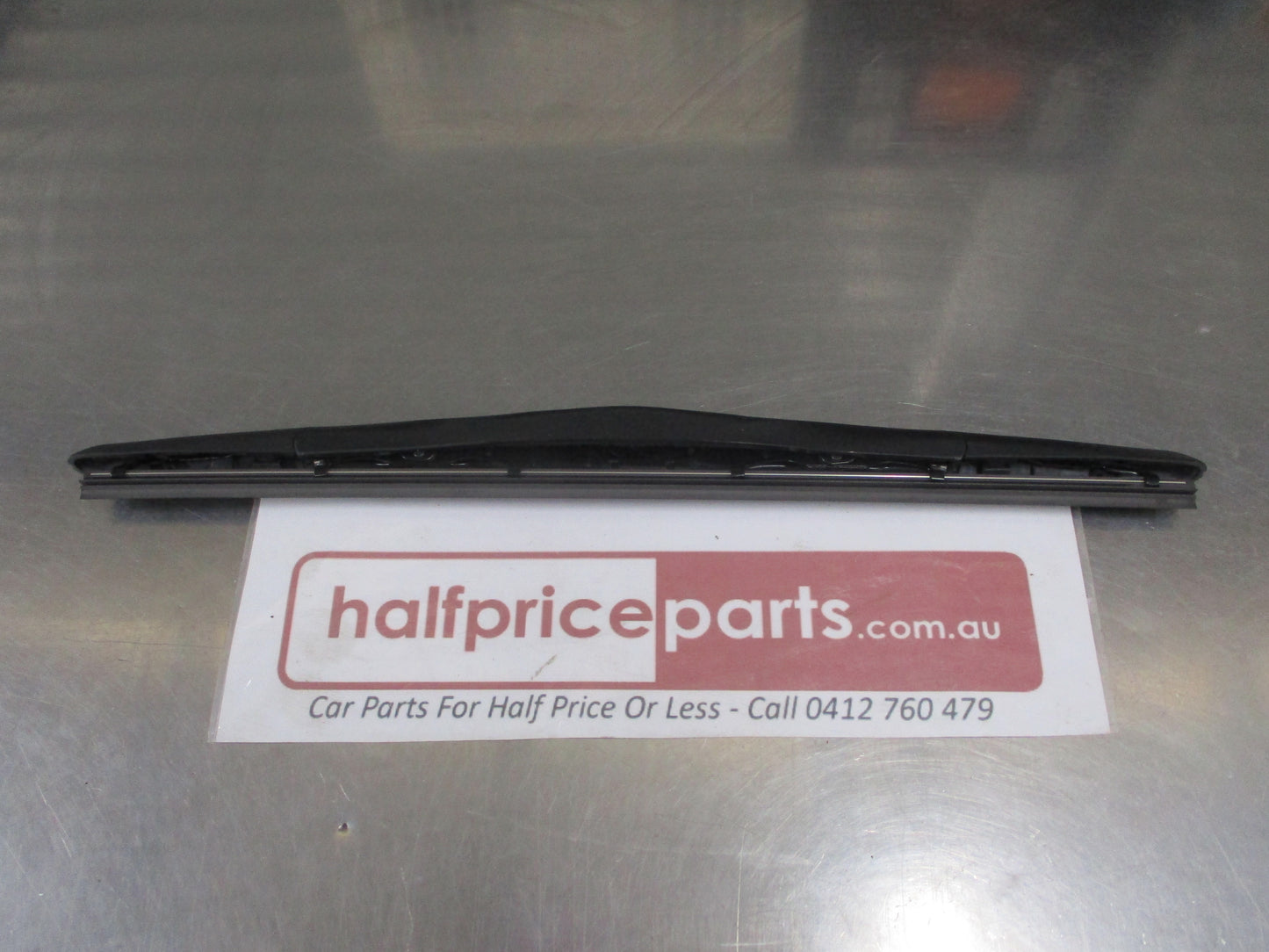 Kia Sorento Genuine Left (Passenger) Side Wiper Blade Assembly New Part