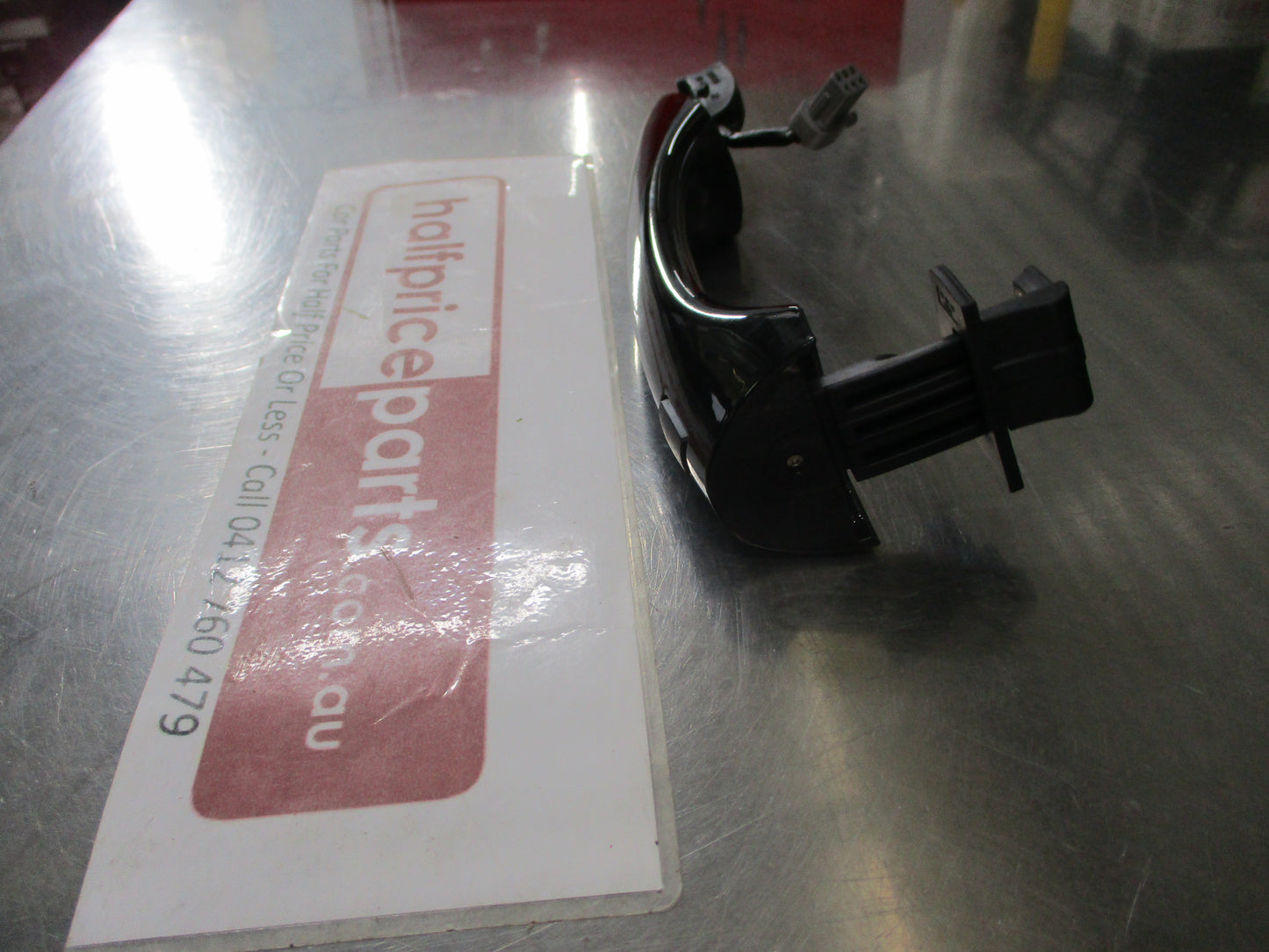 Kia Sorento Genuine Right Hand Outside Rear Door Handle Assembly New Part
