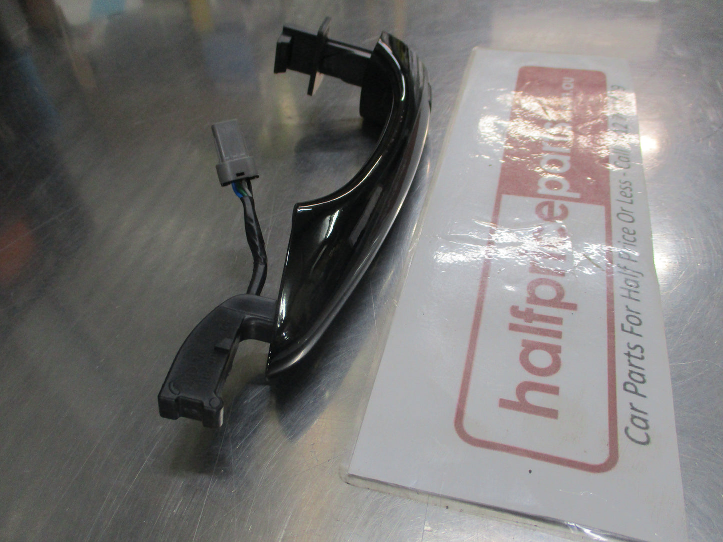 Kia Sorento Genuine Right Hand Outside Rear Door Handle Assembly New Part