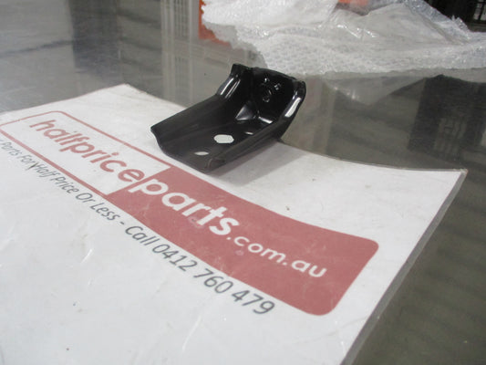 Toyota Landcruiser Genuine No.1 Fuel Tank Support Bracket New Part