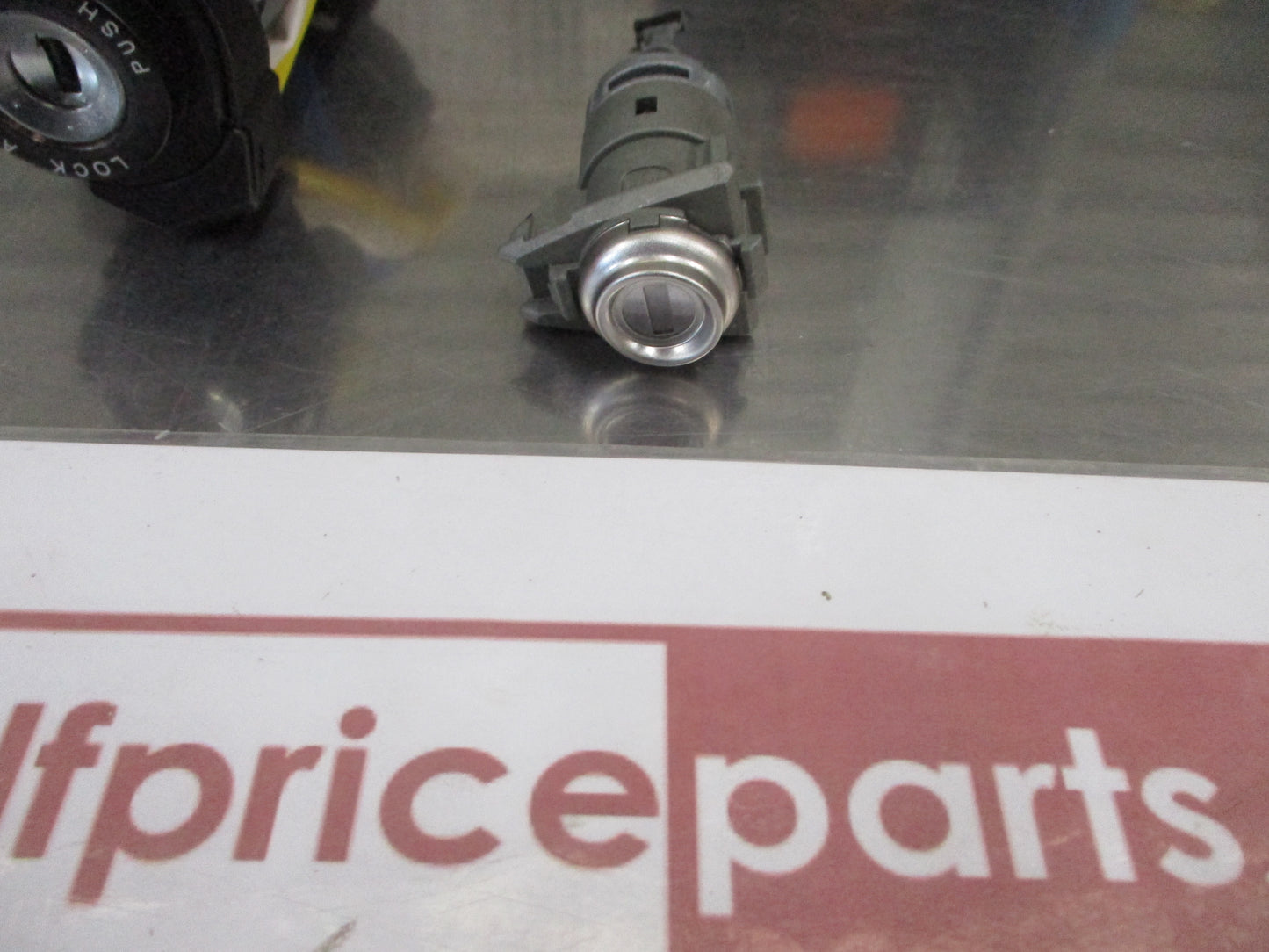 Kia Optima Genuine Key And Cylinder Lock And 2 Keys 2 Fobs New Part