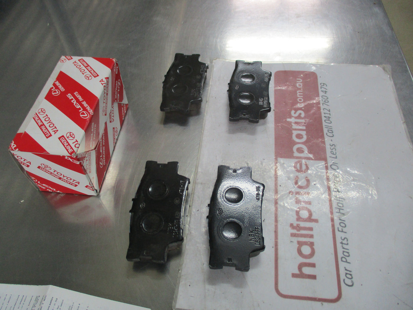 Lexus ES350 Genuine Rear Brake Pad Set New Part