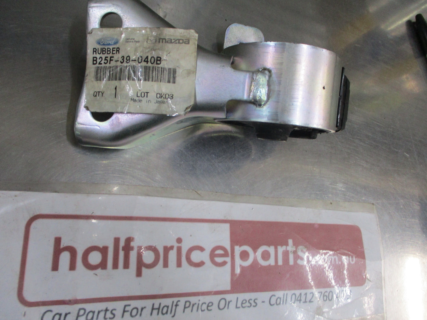 Mazda 323 Protege Genuine Rear Engine Mount No 1 New Part