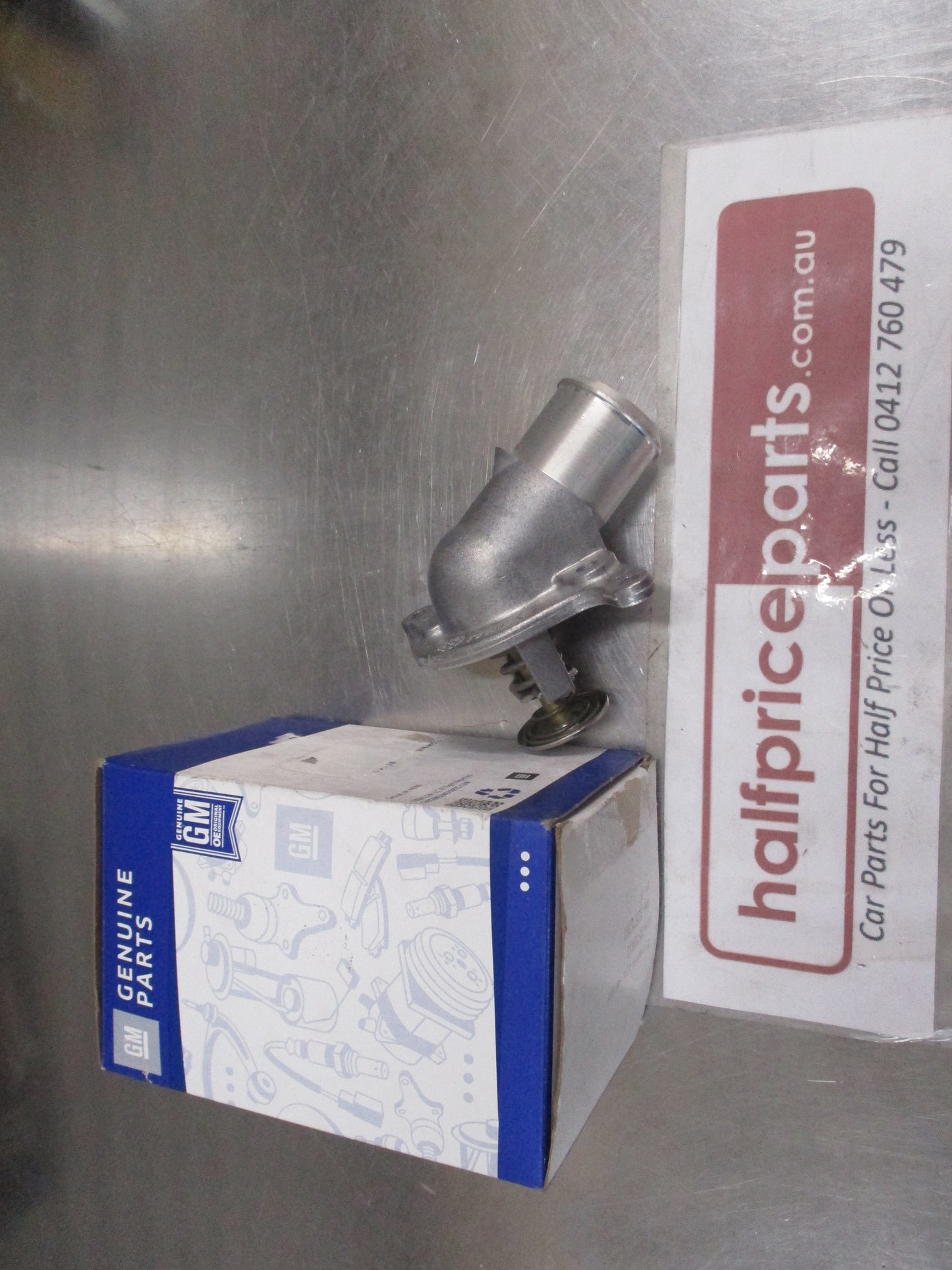 Holden VT-VX-VY Gen3 Commodore Genuine Thermostat And Housing One Piece New Part