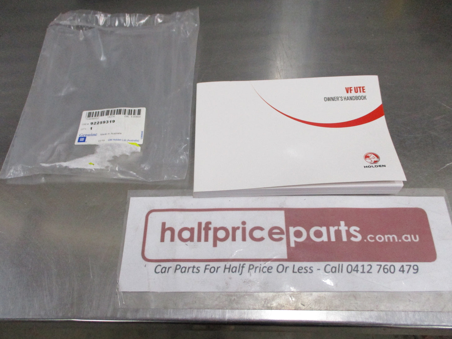 Holden VF Commodore Ute Genuine Owners Hand Book New Part
