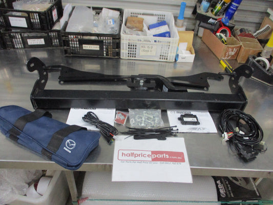 Mazda 3 BM-BN Sedan Genuine Tow Bar Kit Wiring Loom 7 Pin Flat New Part