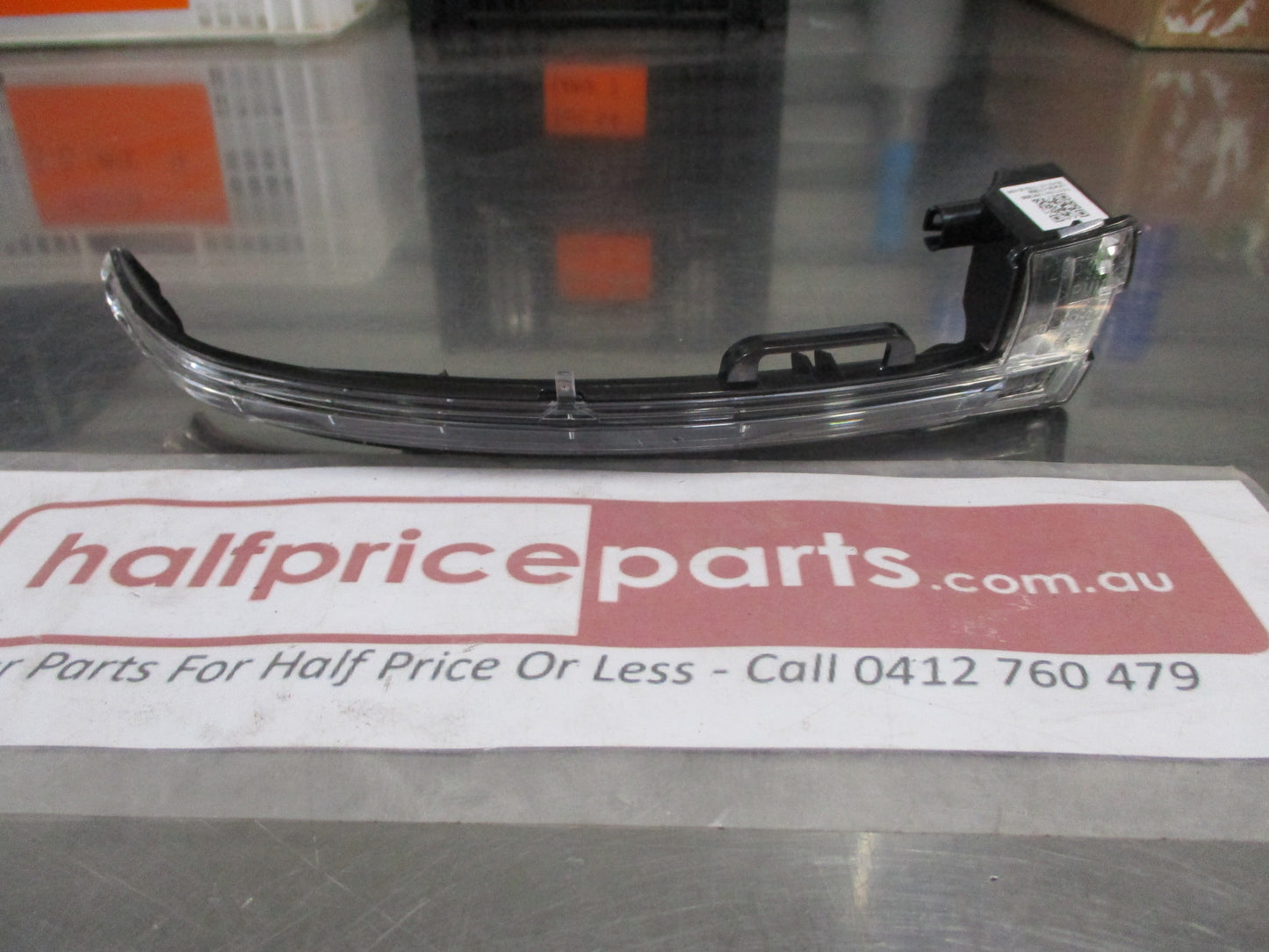 Peugeot 308 Genuine Right Hand Side Mirror Indicator LED New Part