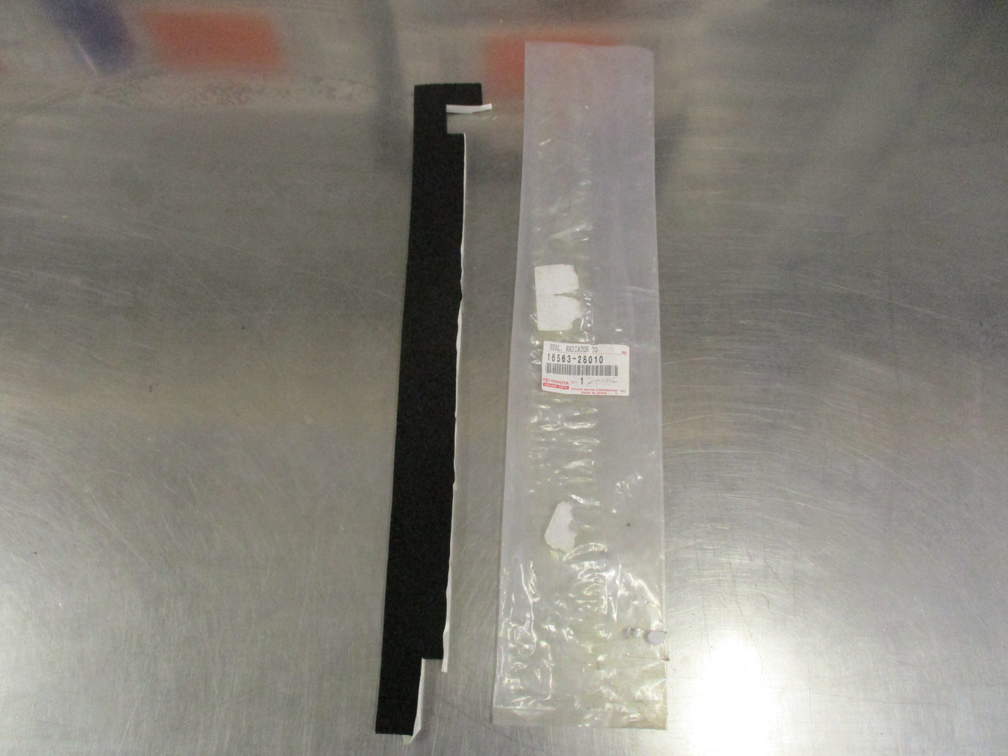 Toyota Camry Genuine Radiator Support Seal New