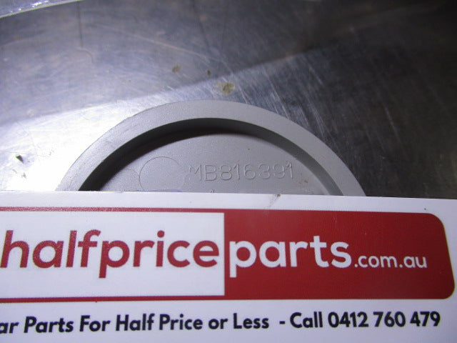 Mitsubishi Pajero/Lancer/Nimbus/Galant/Eclipse Genuine Alloy Wheel Centre Cap New Part