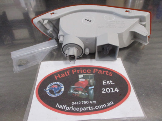 Mitsubishi L300 Express Genuine Left Hand Front Indicator New Part