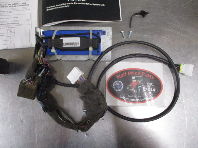 Mitsubishi Express SJ Van Genuine Blue Tooth Kit New Part