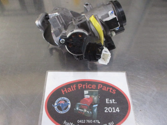 Mitsubishi MQ Triton Genuine Engine Ignition Barrel Housing Assembly New Part