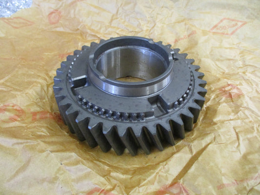 Nissan Genuine First Gear Assembly New