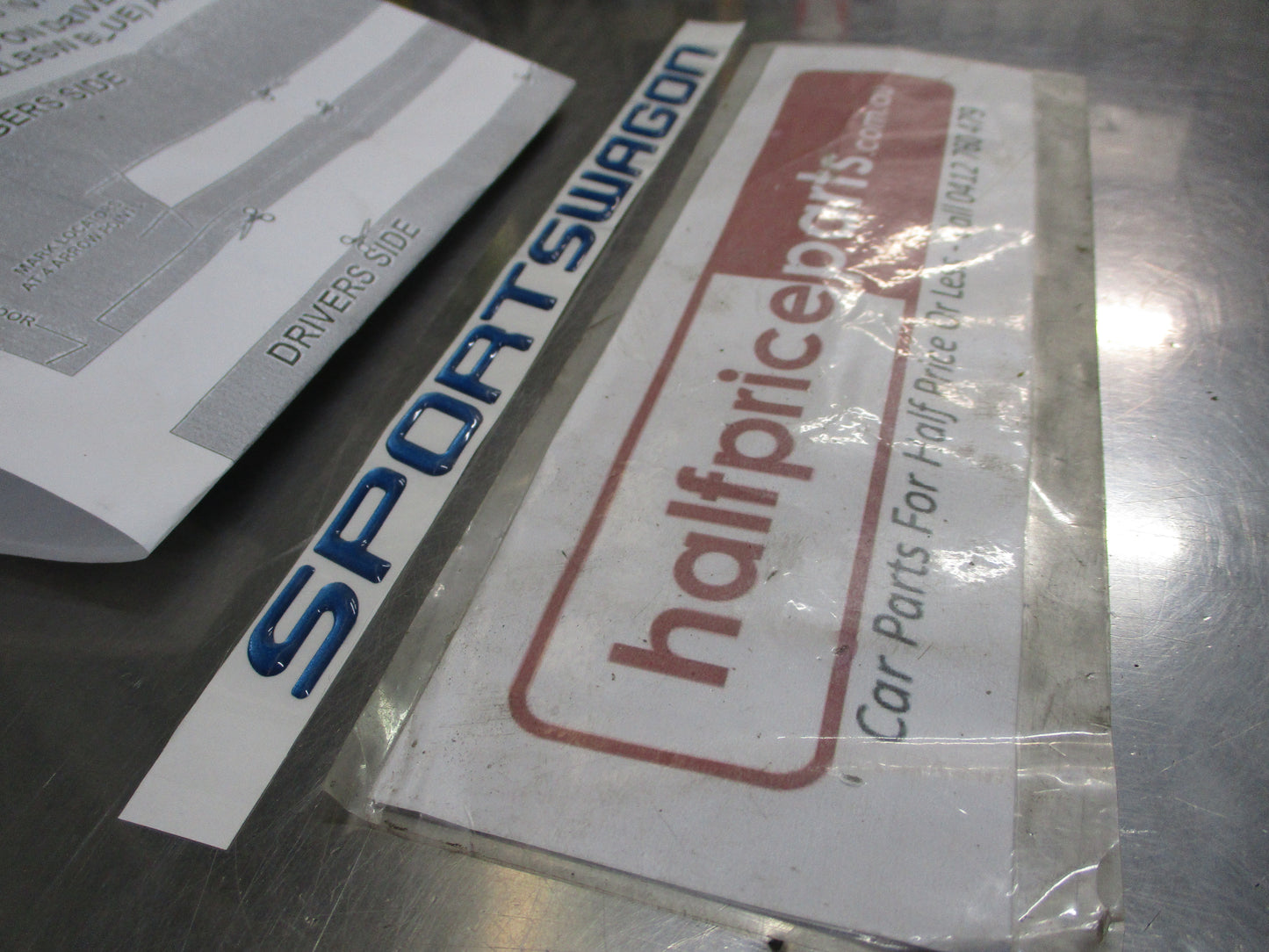 Hyundai i30 Genuine BLUE Sportswagon Front Door Decal New Part